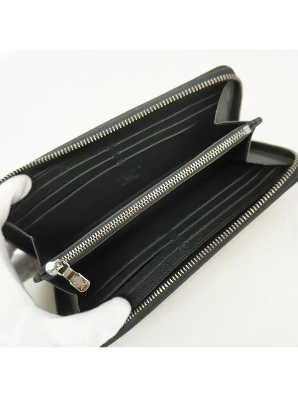 Louis Vuitton Wallet Monogram Eclipse Zippy Horizontal Black